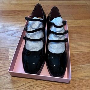 NWT Intentionally blank piano Mary Jane’s Black Patent Leather Women's Shoes